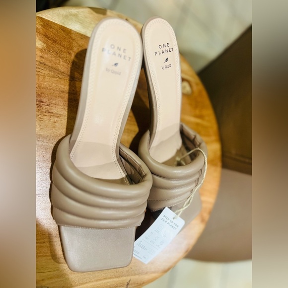 One Planet Recycled Heeled Slide Sandal size 10 NEW soft to walk - Picture 3 of 9